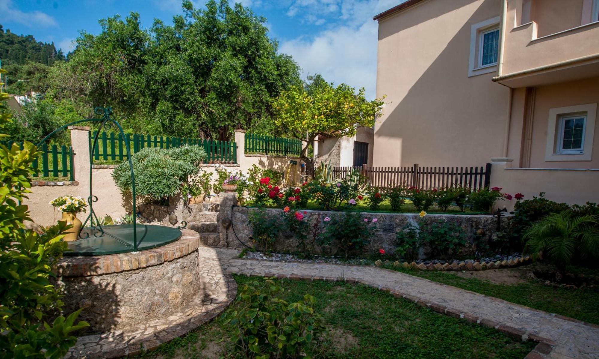 Villa Romantica Перама Екстериор снимка