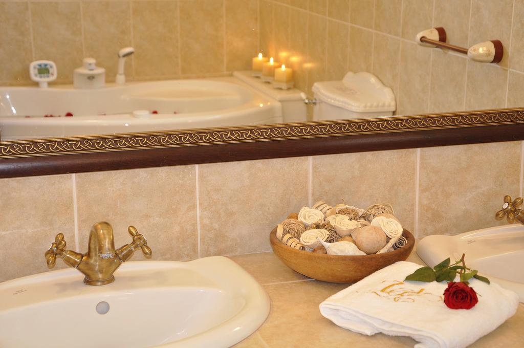 Villa Romantica Перама Стая снимка