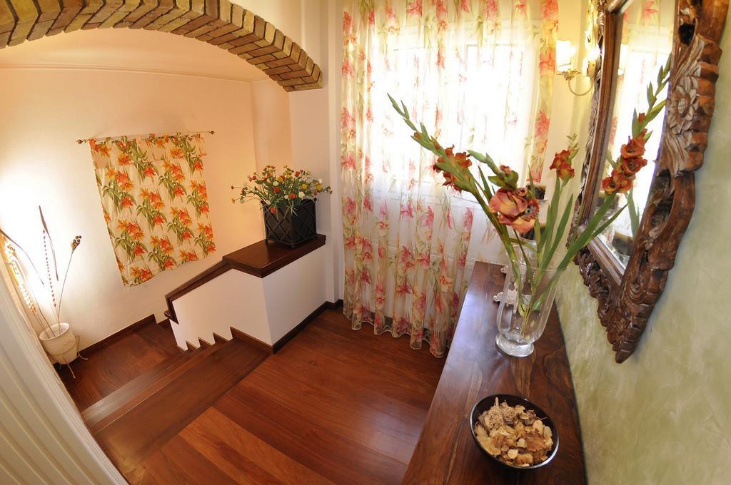 Villa Romantica Перама Стая снимка