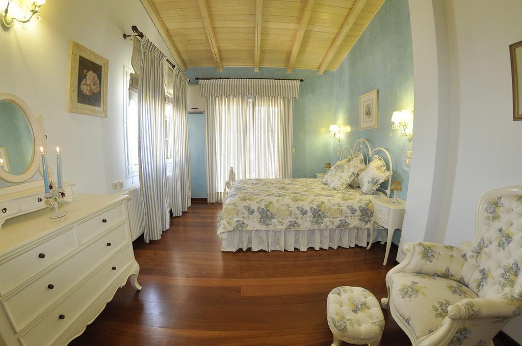 Villa Romantica Перама Стая снимка