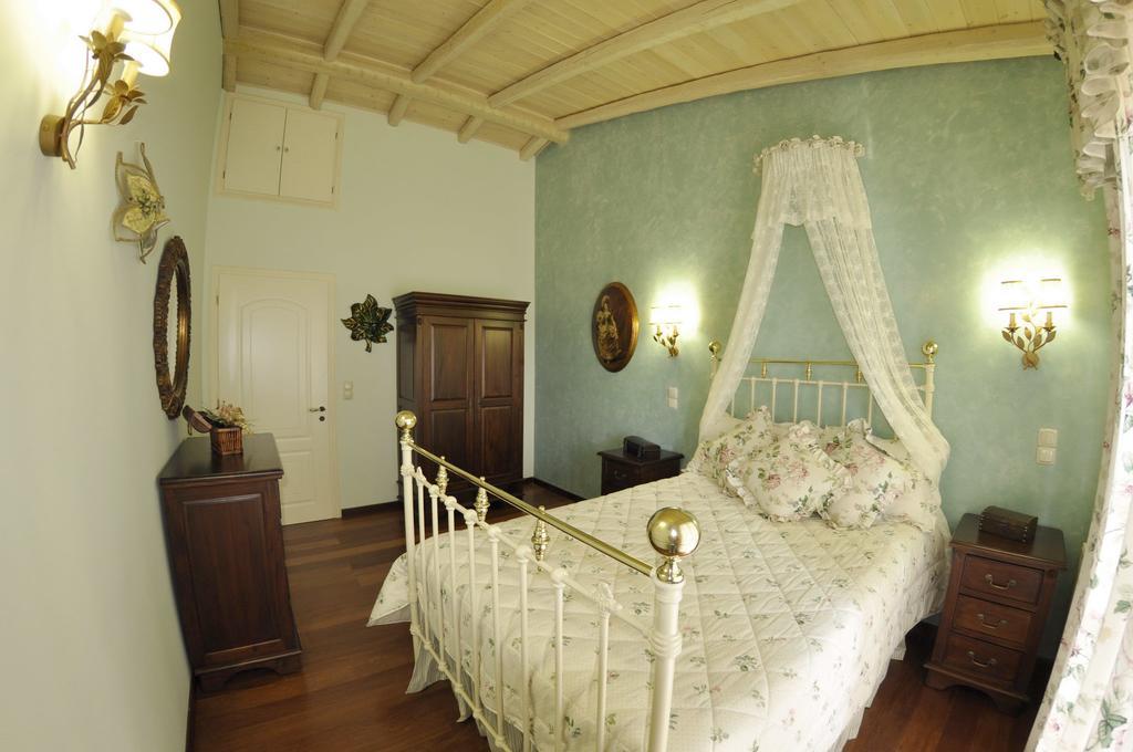 Villa Romantica Перама Стая снимка