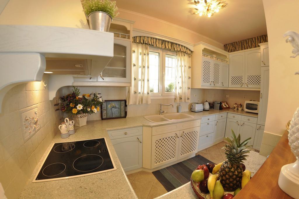 Villa Romantica Перама Стая снимка