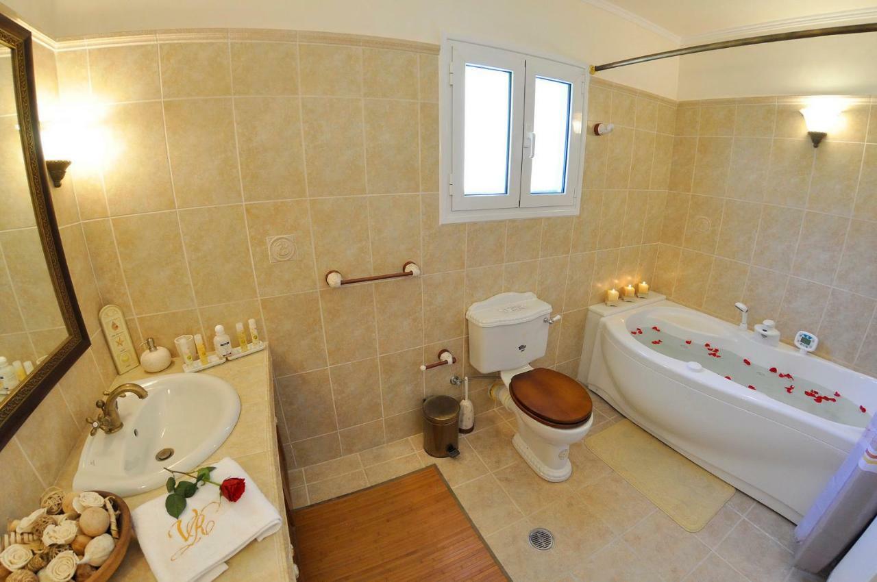Villa Romantica Перама Екстериор снимка