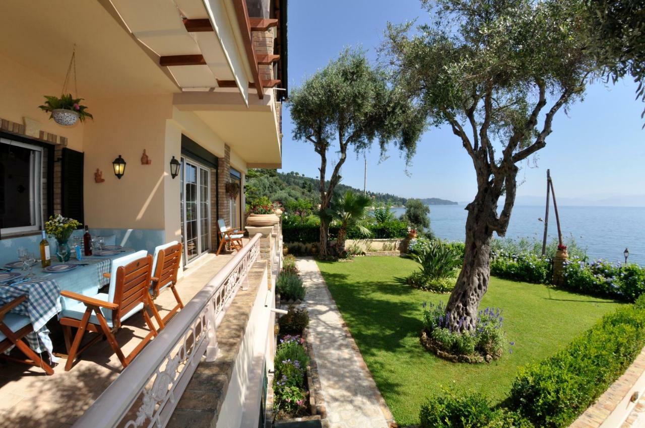 Villa Romantica Перама Екстериор снимка